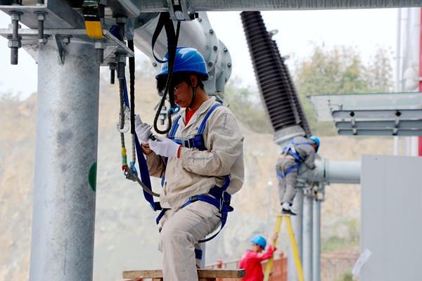 新增36萬(wàn)千伏安！重慶今年度夏首個(gè)220千伏新建變電站工程投運(yùn)(圖3)